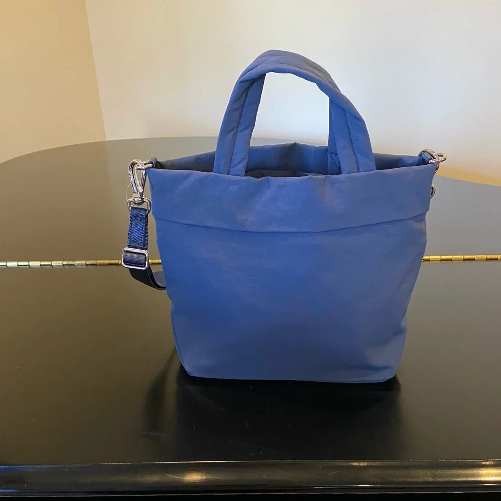 NWT Athletic Athleisure Minimalist Travel RARE Lululemon On My Level Bag *Micro - Picture 7 of 17